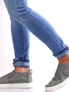 Womens Hey Dude Peyton slip ons